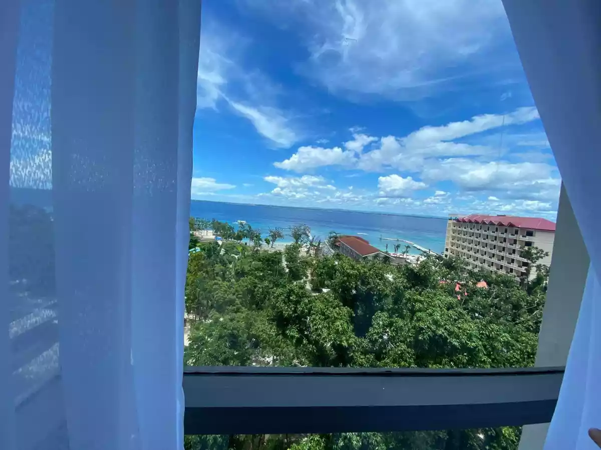 2 Bedroom Unit in Tambuli Mactan For Sale! - photo 3