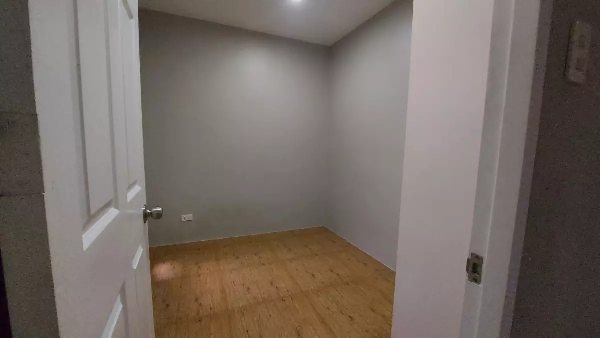 For rent townhouse - photo 5