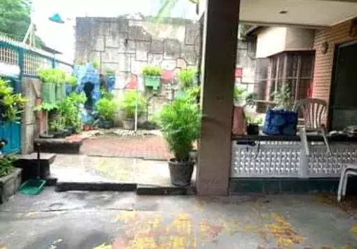 228sqm house and lot — House and Lot in Gen.P.Garcia, Makati, Metro Manila — Photo 3