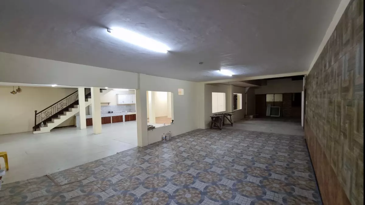 Office Space for RENT around 800 sqm up and down 