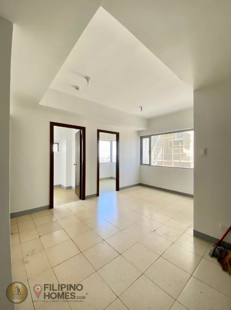 3BR BARE UNIT FOR SALE at Ridgewood Towers near BGC - photo 2
