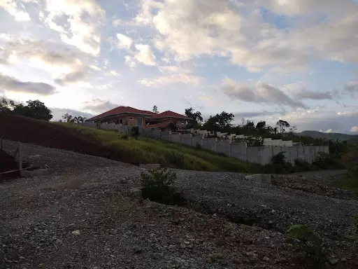 Open photo 27 of 28 — OVERLOOKING PROPERTY IN BILLIONAIRES LANE, PUERTO PRINCESA City Palawan