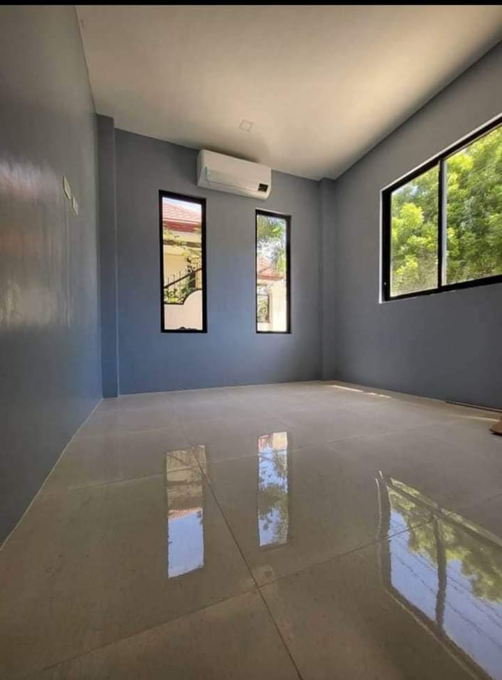 House and Lot for Sale - photo 4
