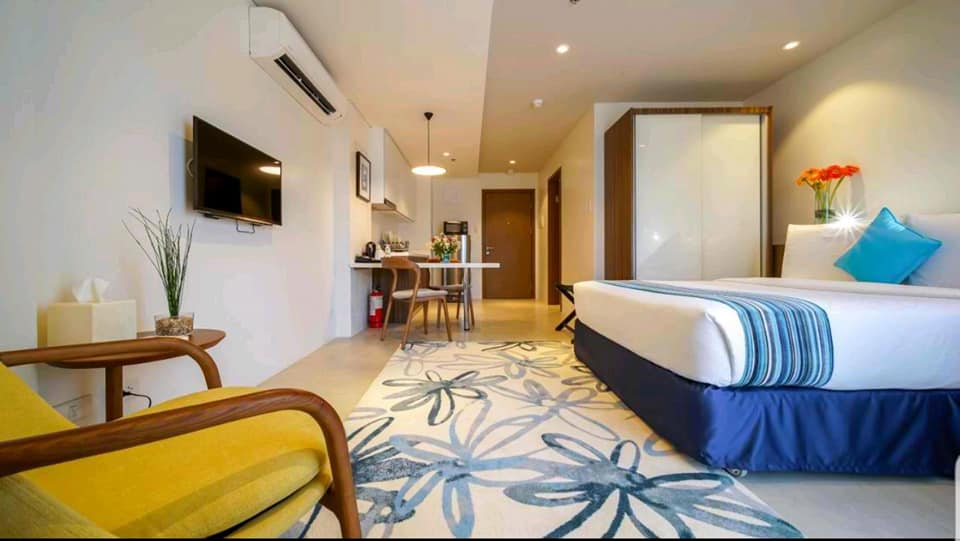 RUSH SALE!!!!  2BR Tambuli Seaside Living Tower D (3rd floor) — 2 Bedrooms in Maribago, Mactan Island, Lapu-lapu — Photo 4