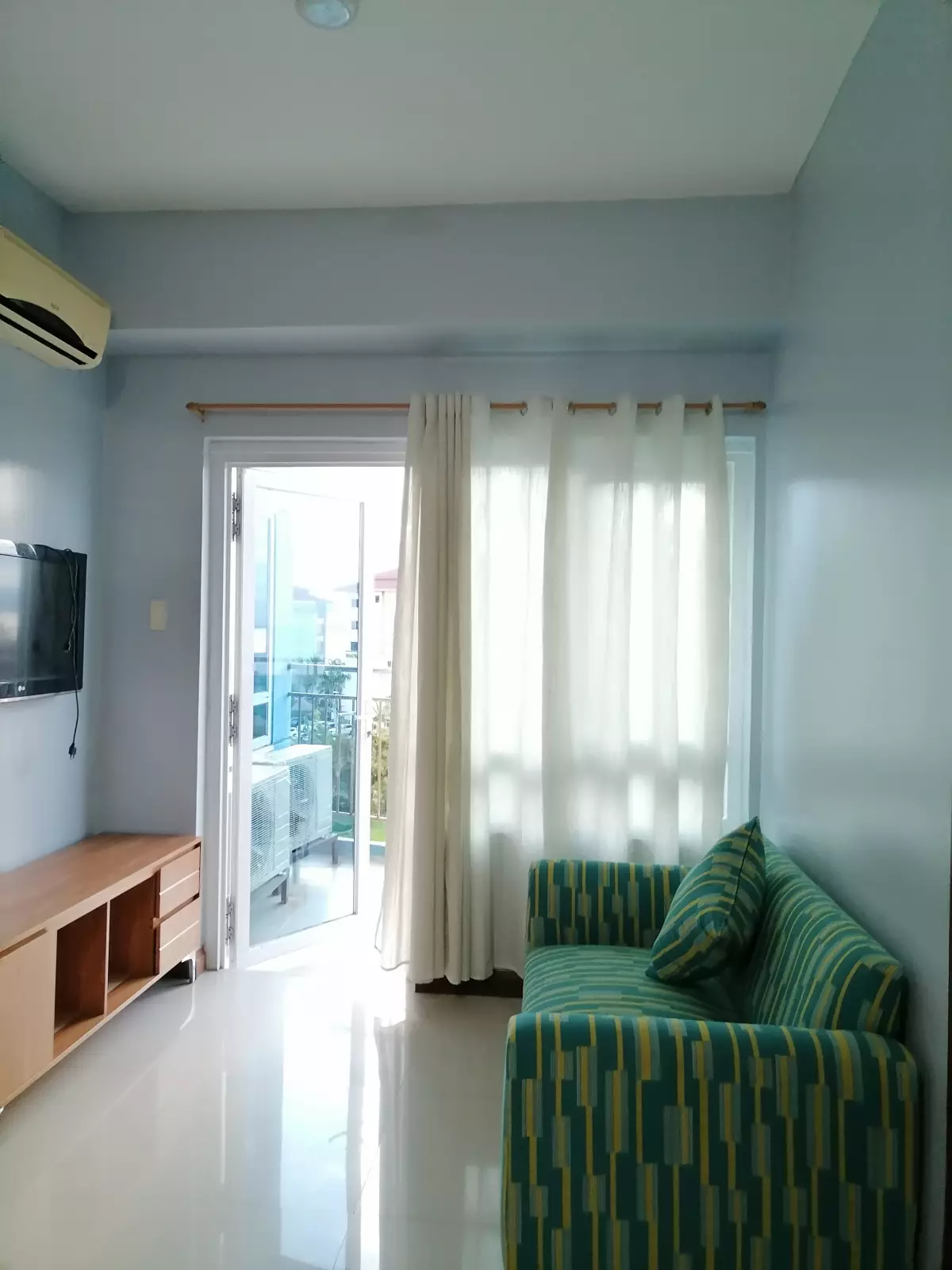 For rent 2BR furnished AMISA Residences 