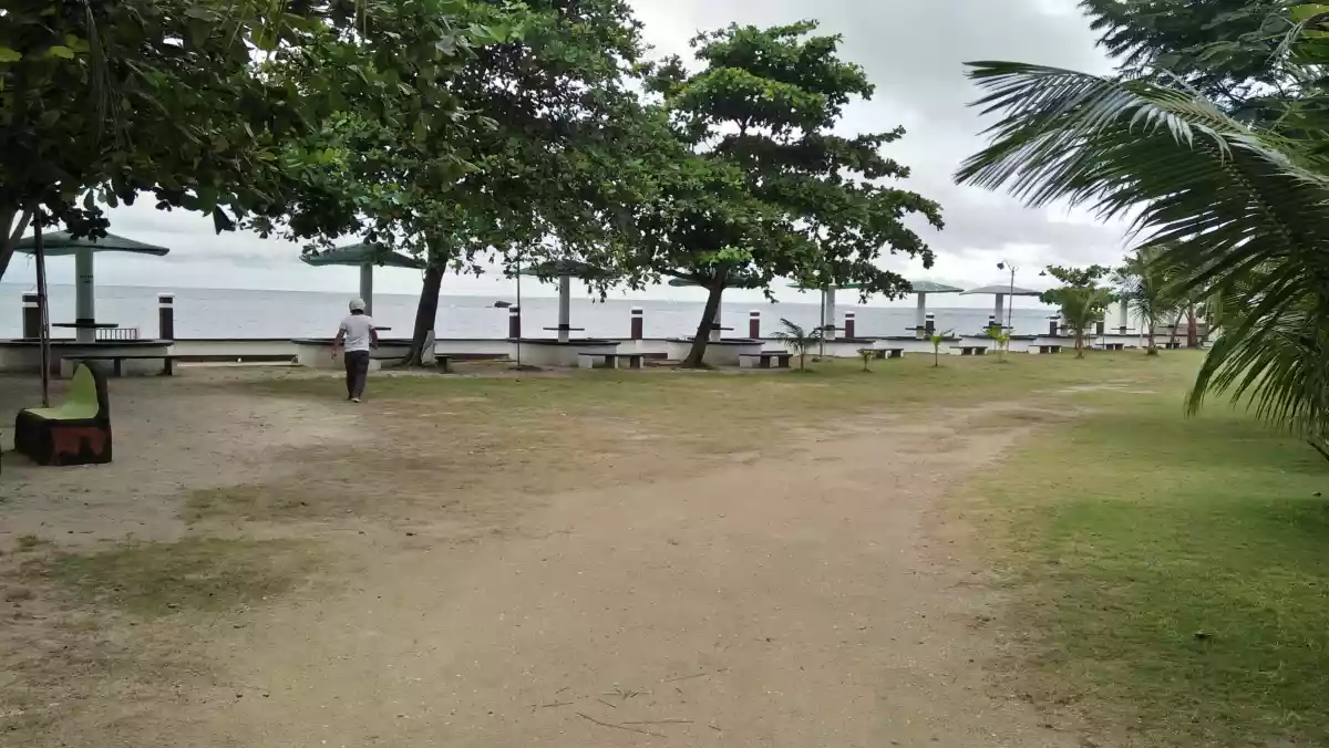 Beach Resort in San Remegio — Beach House / Resort — Photo 5