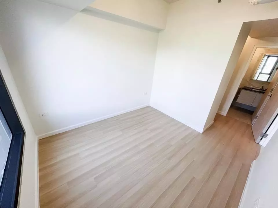Sacrifice Sale 2BR unit in Mandani Bay Cebu — 2 Bedrooms in F.E. Zuellig Avenue, Mandaue City, Philippines — Photo 5