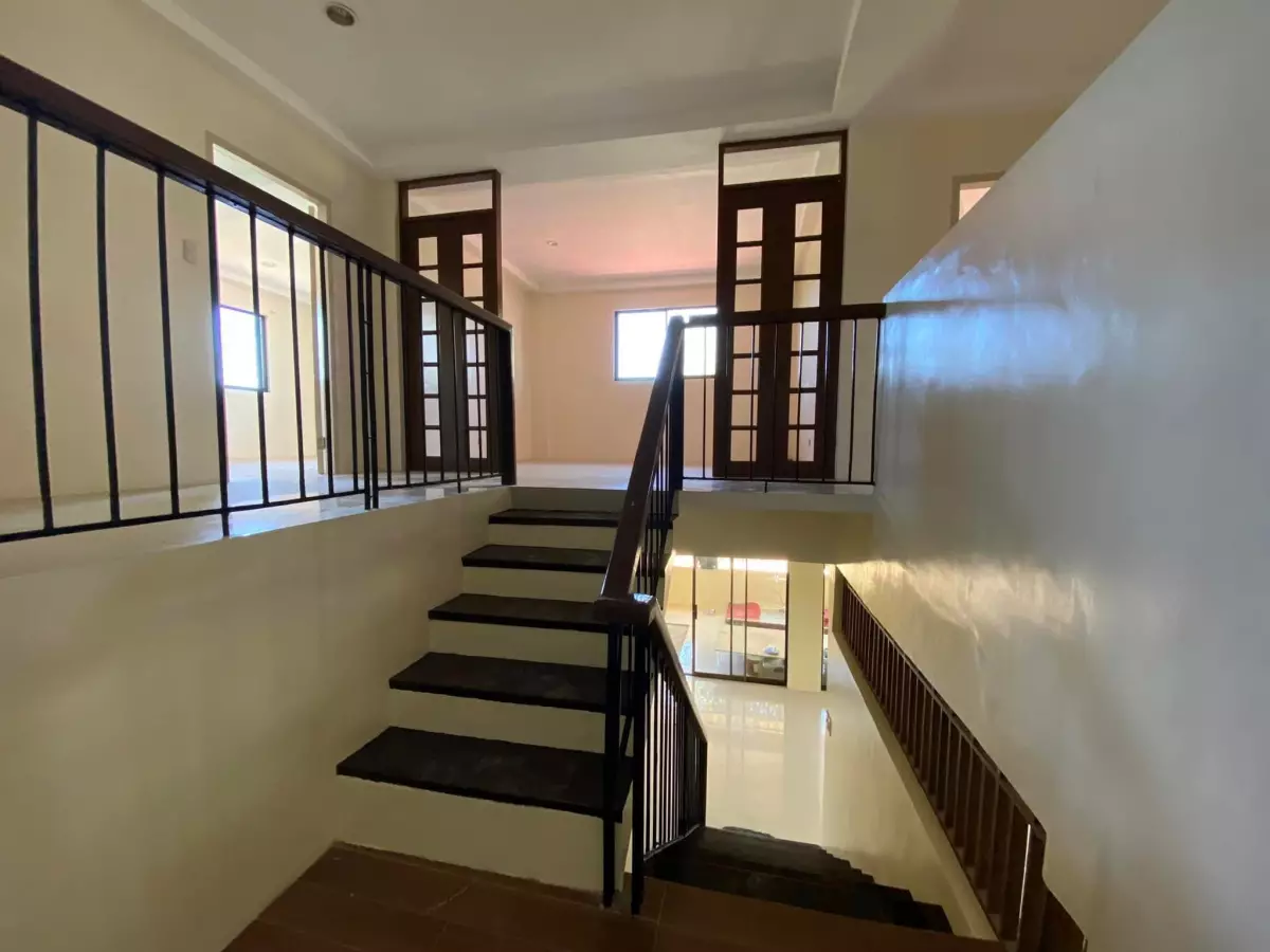 Open photo 12 of 14 — Big House for Rent
