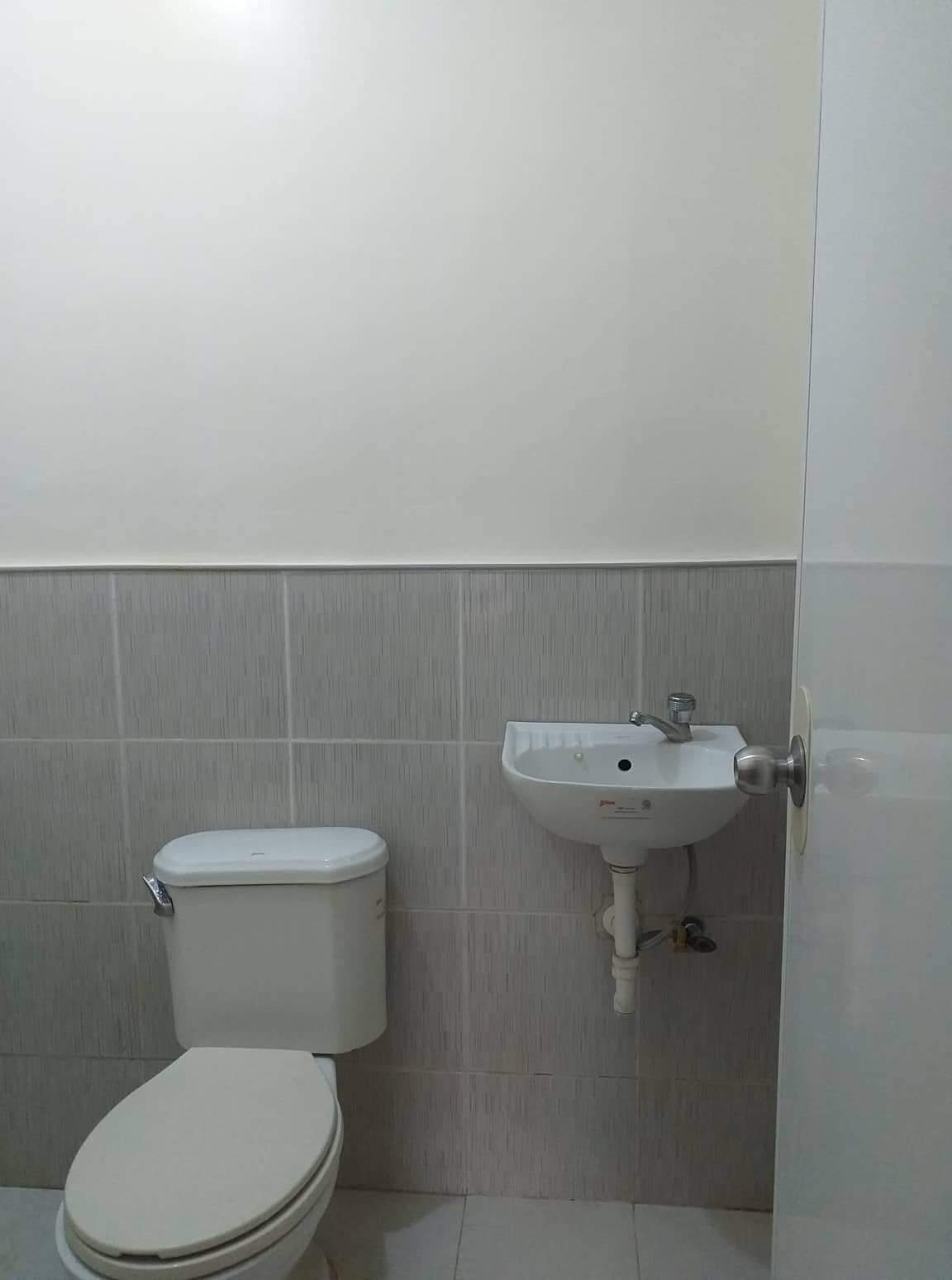 Townhouse For Rent — Townhouse in Kalawisan Road, Lapu-Lapu City, Cebu — Photo 7