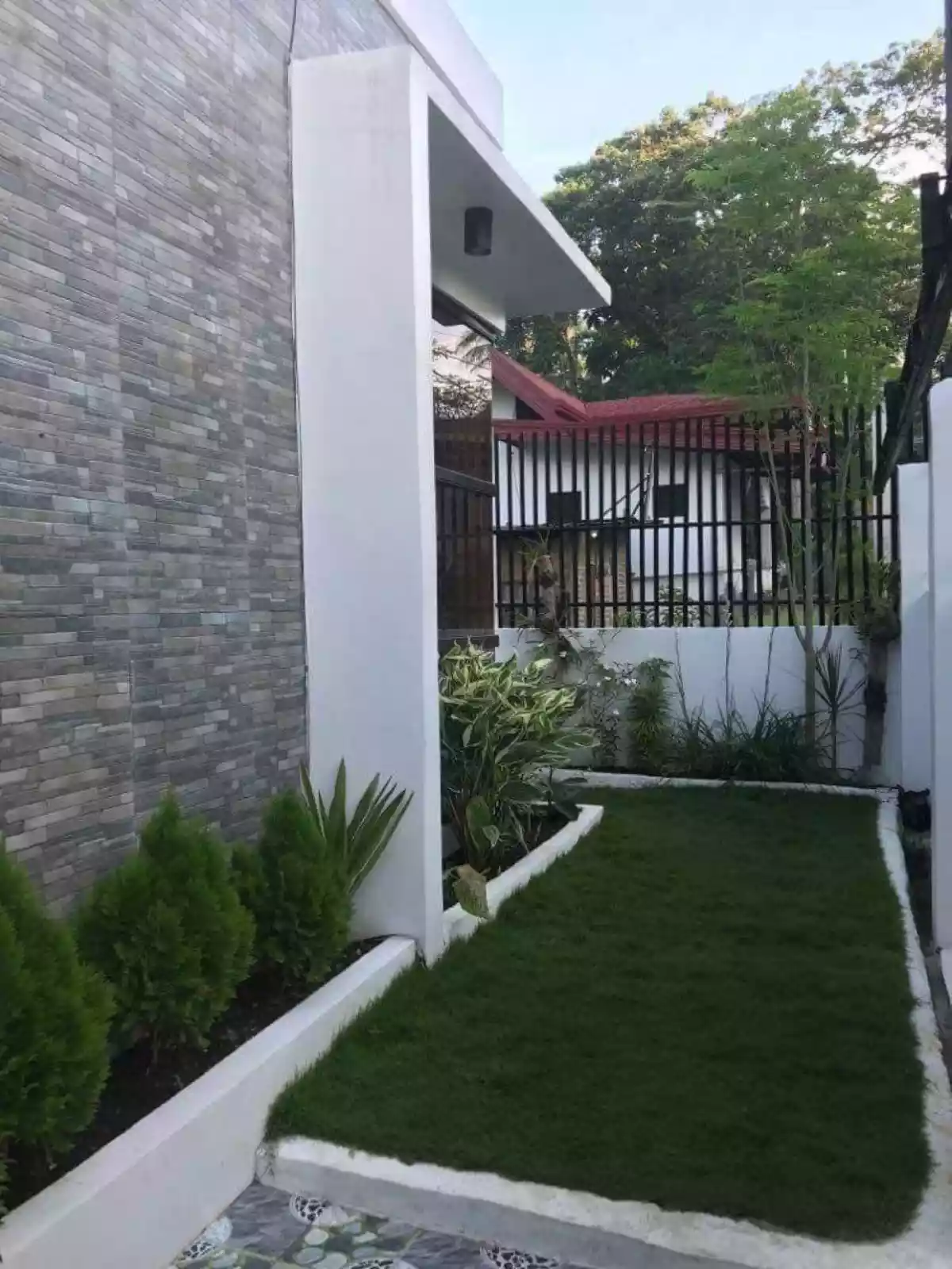 House and Lot in Linao Talisay  - photo 2
