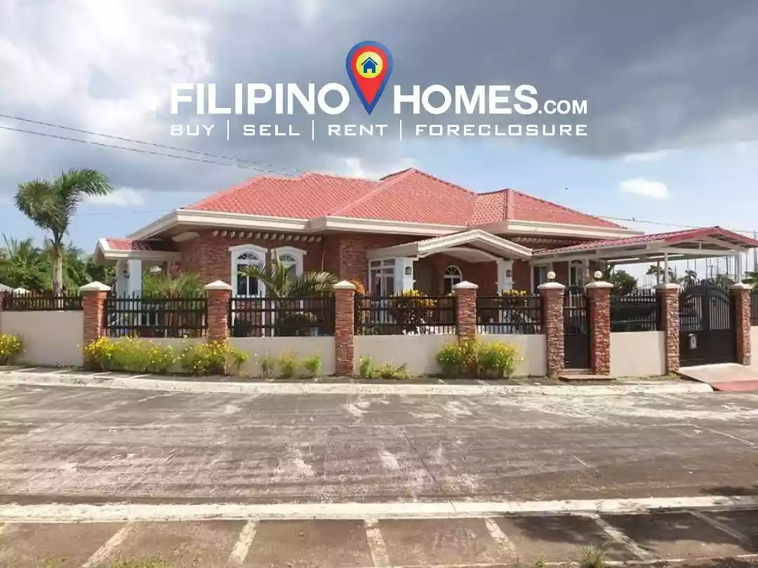 Mediterranean House & Lot for Sales in Naga City - photo 2