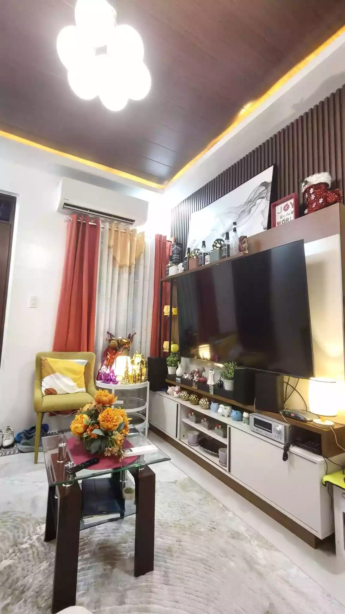Open photo 13 of 13 — Labangon House & Lot for Sale