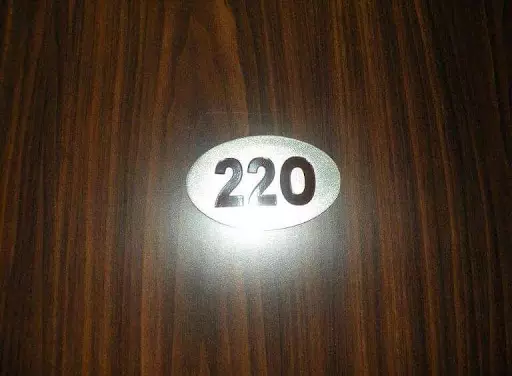 Affordable High end living at the heart of Makati — 1 Bedroom in Makati, Metro Manila, Philippines — Photo 7