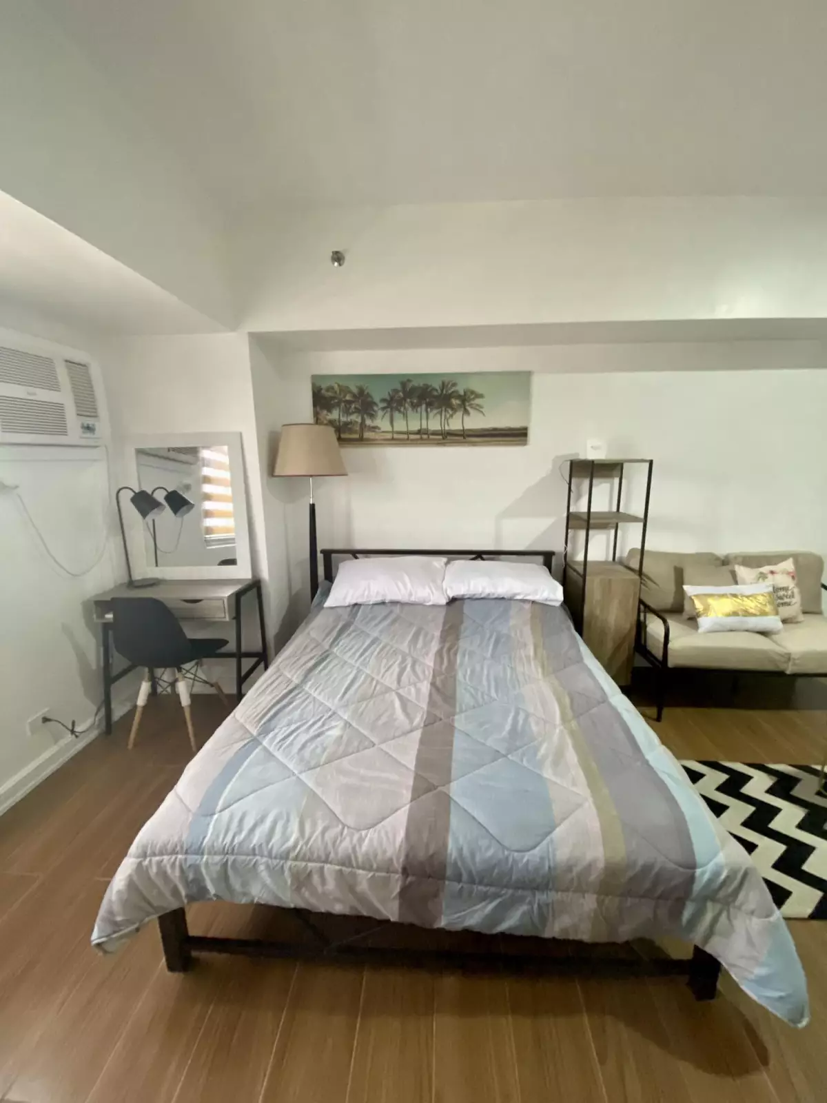 FOR SALE STUDIO UNIT @ ABREEZA RESIDENCES - photo 2