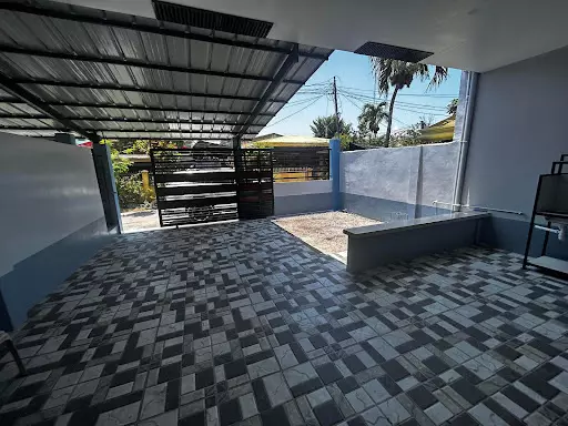 2-Bedroom Apartment With 2 Toilet and Bath