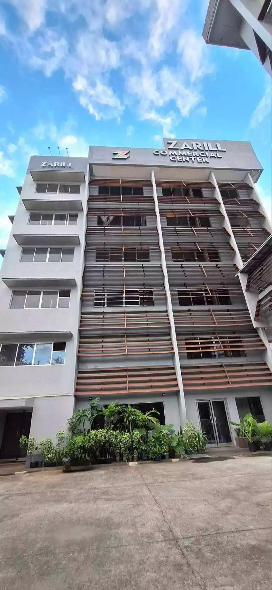 COMMERCIAL SPACE/S FOR RENT - photo 3