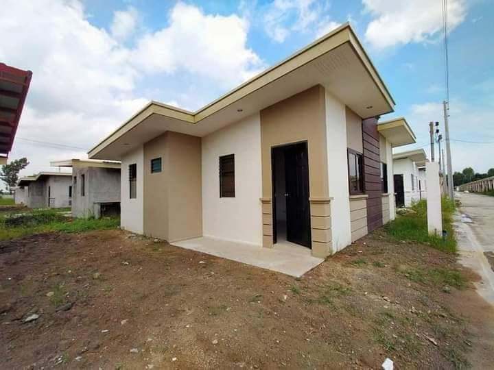 One Communities House for Sale - photo 3