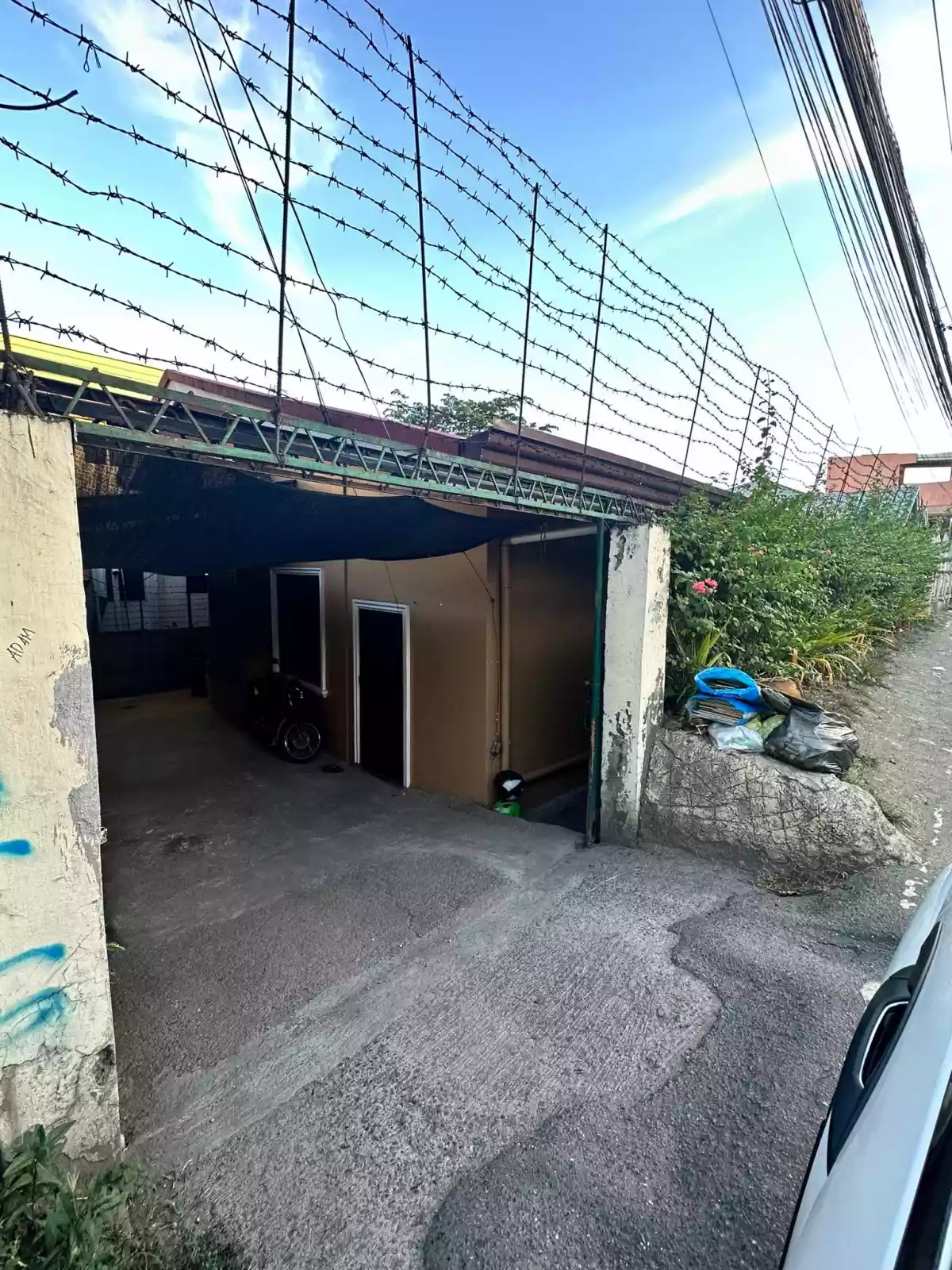 House & Lot in Mambaling