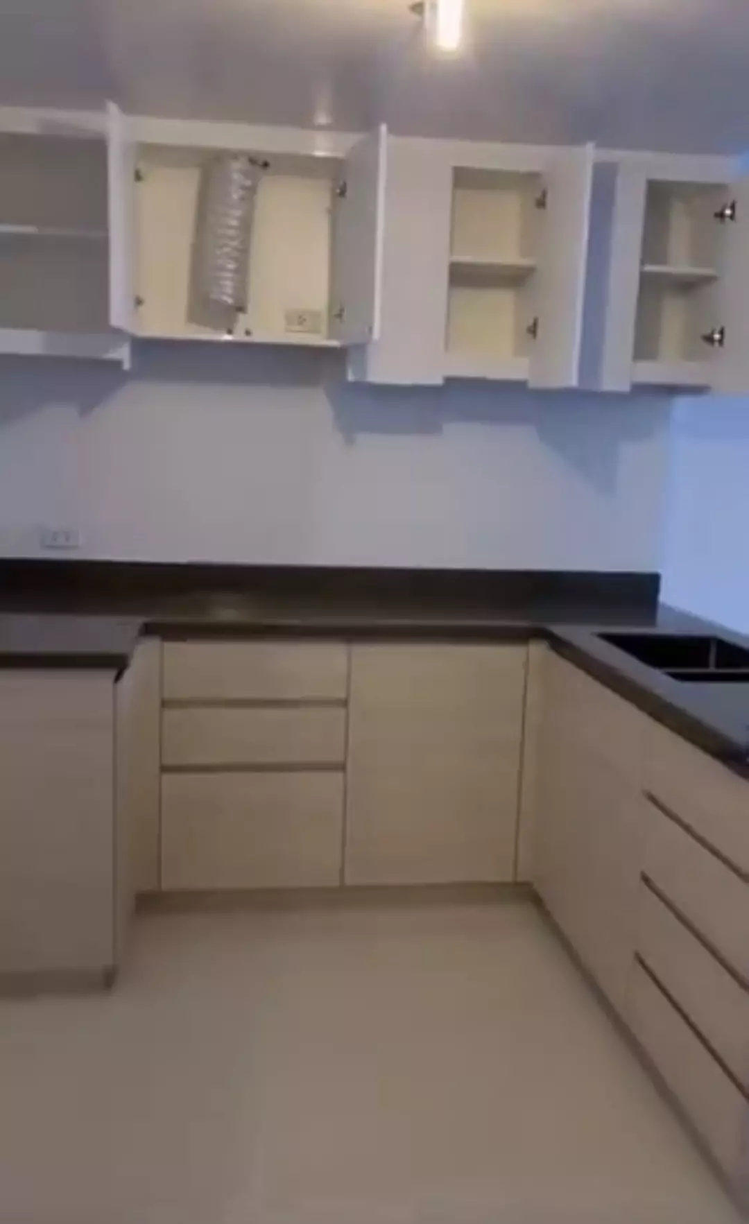 2 Bedroom Mandani Bay Tower 1 for Sale — 2 Bedrooms in F.E. Zuellig Avenue, Mandaue City, Philippines — Photo 6