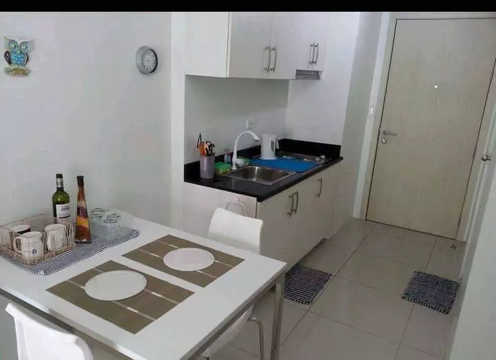 1BR Condominium — 1 Bedroom in Nicanor Garcia, Makati, Metro Manila — Photo 3