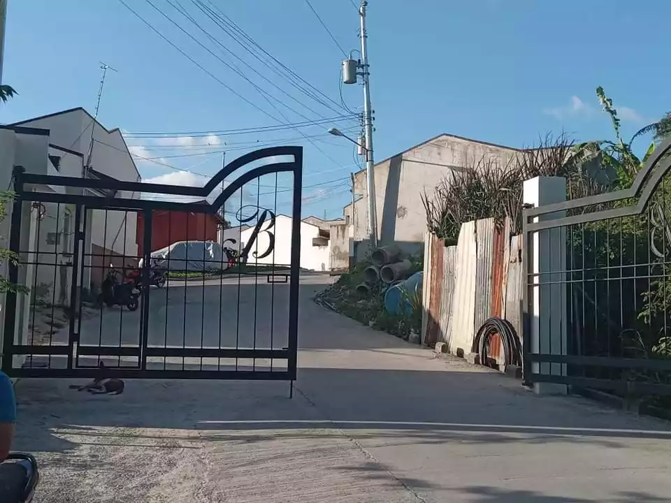 2 connected houses for assume - photo 6