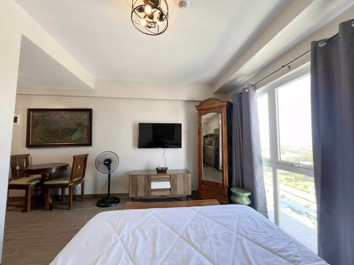 One Regis Megaworld Condo for Rent! — Studio in Bacolod, Negros Occidental, Philippines — Photo 5