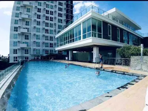 Open photo 156 of 223 — Abreeza Place Davao Studio for Rent facing Mall