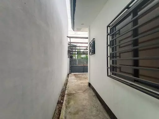Open photo 16 of 27 — House and Lot For Assume at Windsor Heights Gensan