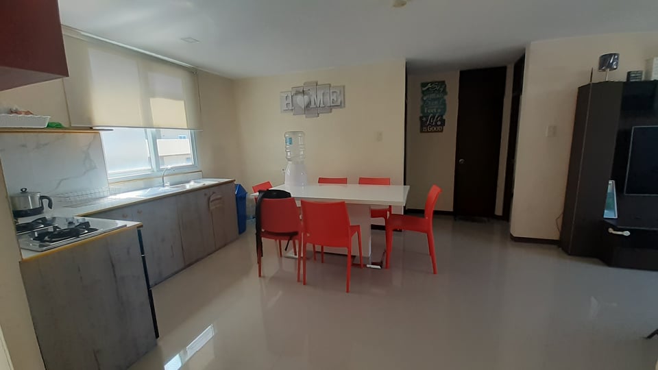 FOR RENT: 3 BR Condo Unit — 3 Bedrooms in Marigondon Beach Road, Lapu-Lapu City, Central Visayas — Photo 6