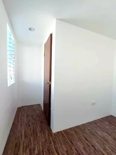 Open photo 11 of 16 — FOR ASSUME TOWNHOUSE IN LAGTANG, TALISAY CITY, CEBU