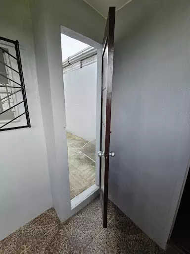Open photo 12 of 13 — TWO BEDROOM BUNGALOW HOUSE IN LAPU-LAPU CITY