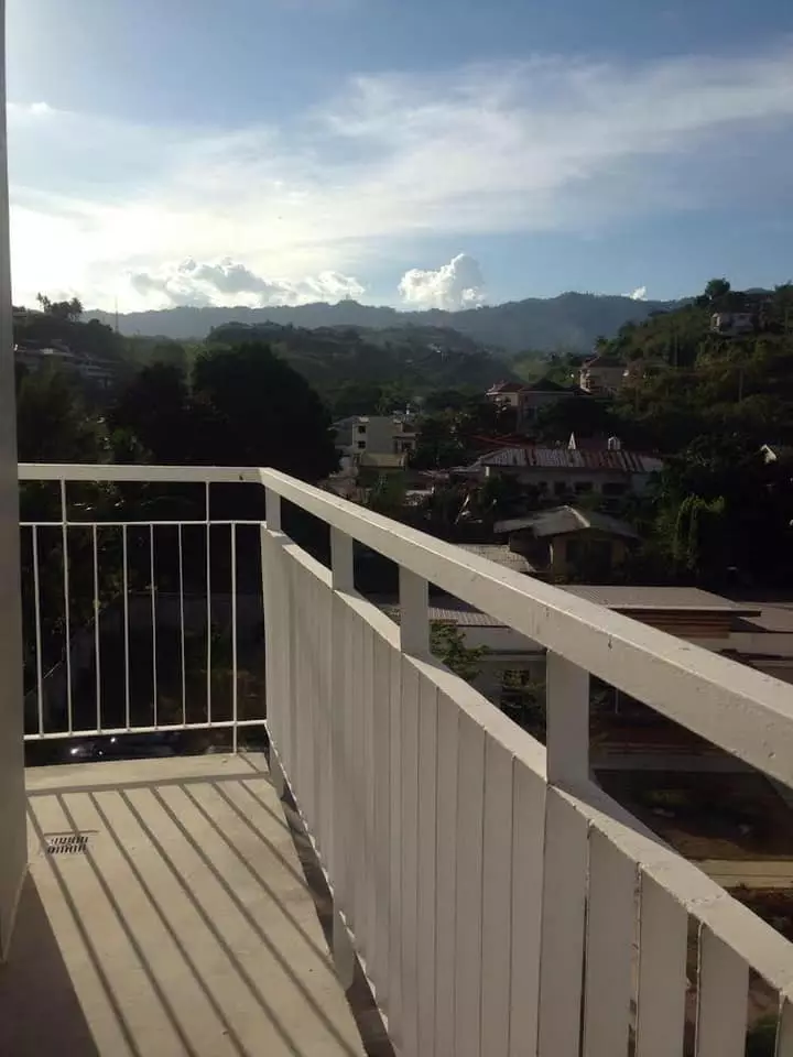 One Bedroom Condo Unit with Balcony For Sale — 1 Bedroom in Salinas Drive Extension, Cebu City, Philippines — Photo 5