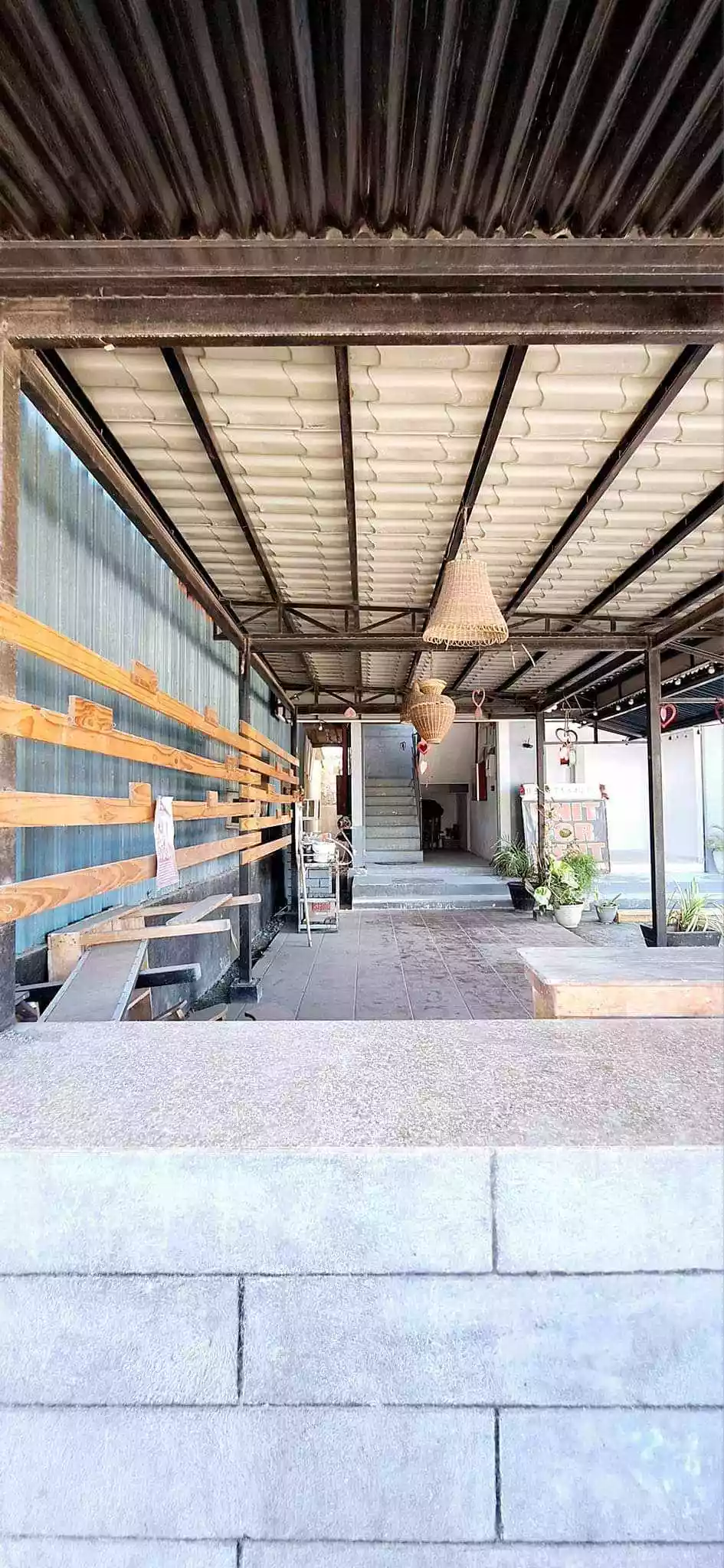 COMMERCIAL SPACE FOR RENT - photo 4