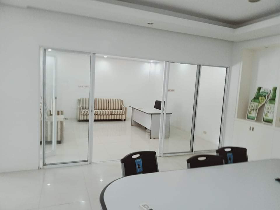 Open photo 15 of 33 — Office space for rent