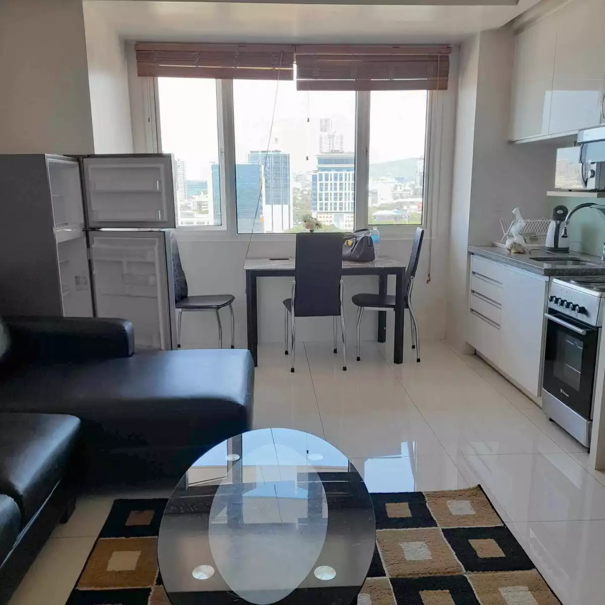 Open photo 14 of 15 — 1BR for SALE Calyx Residence Cebu Business Park Cebu City