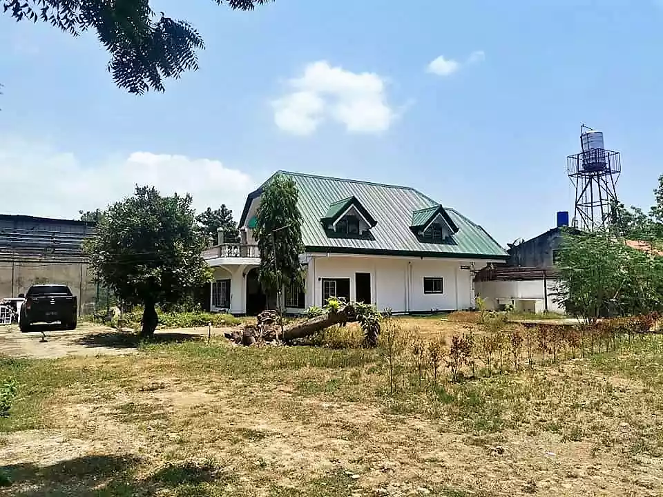 1,500 sq.m Lot with two big Houses for rent in Bankal lapu-lapu city — House and Lot in Lapu-Lapu City, Cebu, Philippines — Photo 3