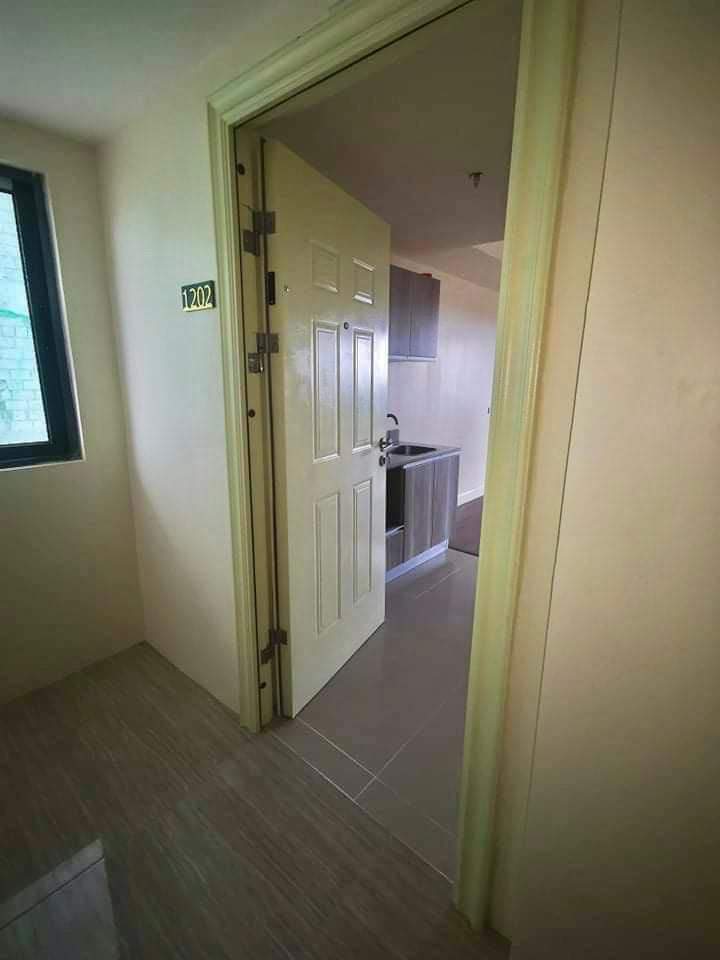 Studio with Balcony at Grand Residences Tower A - photo 2