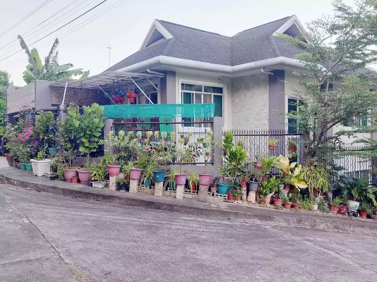 RUSH SALE HOUSE AND LOT!!! — House and Lot in Upper Casili, Consolacion, Cebu — Photo 2