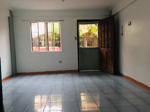 Affordable townhouse in Mactan — Townhouse in La Aldea Buena Mactan Timpolok, Babag 1, Lapu-Lapu City — Photo 2