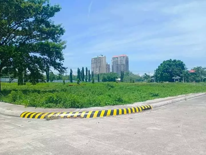 Lot for sale inside subd near beach resort in mactan - photo 4