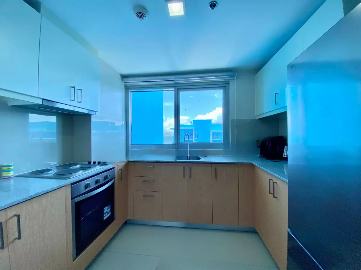 2BR PENTHOUSE UNIT FOR SALE AT BAYSHORE RESIDENTIAL RESORT — 2 Bedrooms in Baclaran, Parañaque, Metro Manila — Photo 6