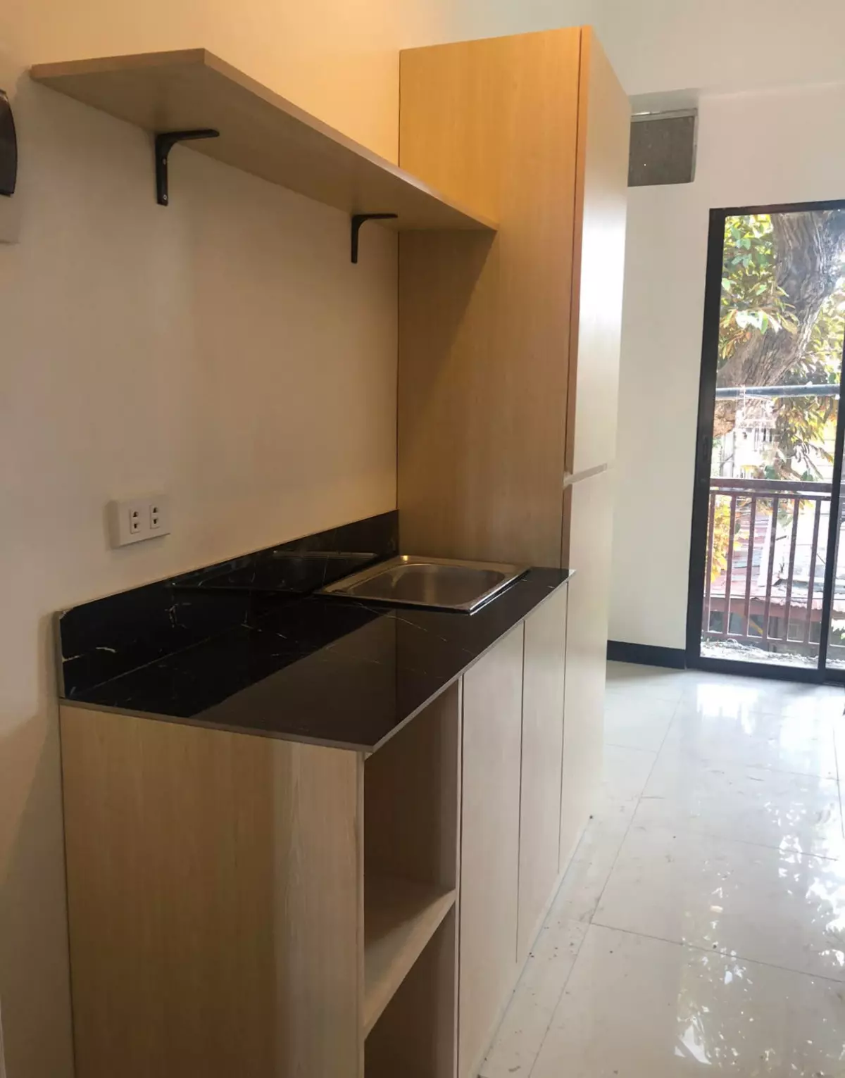 4 STOREY BUILDING WITH 28 STUDIO UNITS - photo 4