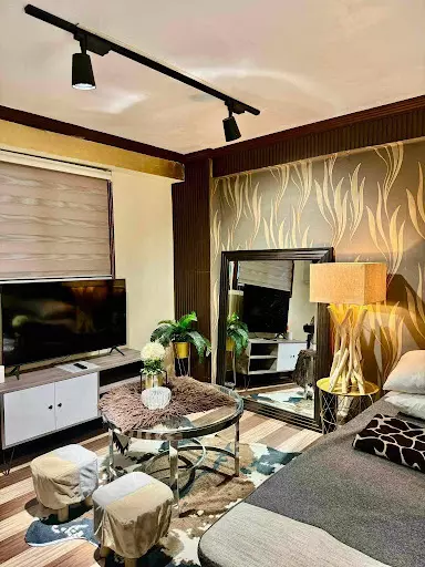 COZY BIG STUDIO AT 36.5SQM IN MACTAN