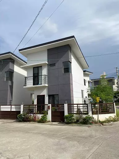 House and Lot in Danao City for Sale — House and Lot in Danao City, Cebu, Philippines — Photo 2