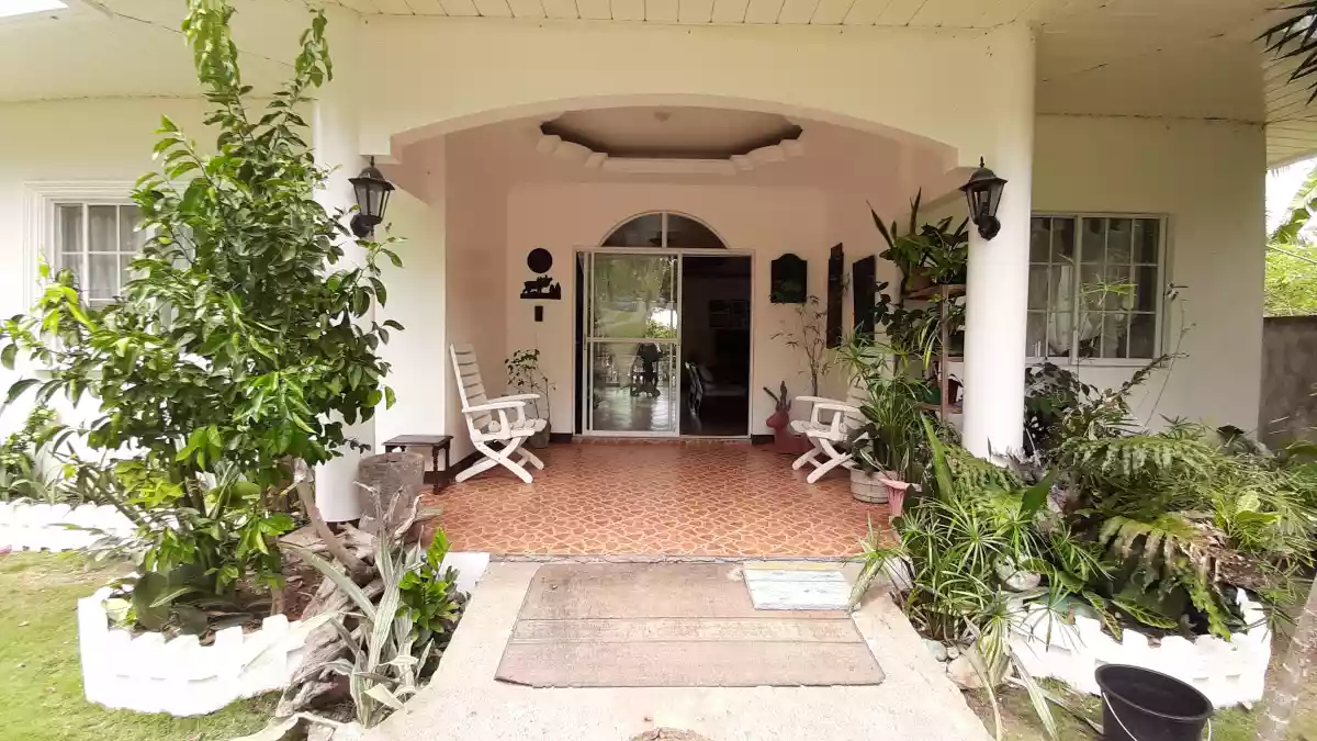Vacation House & Lot for Sale in North-Cebu - photo 4