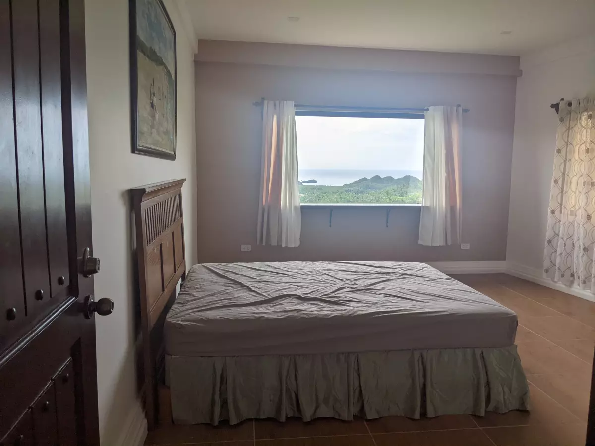 Open photo 30 of 42 — Perfect RETIREMENT HOME with spectacular mountain & ocean view!