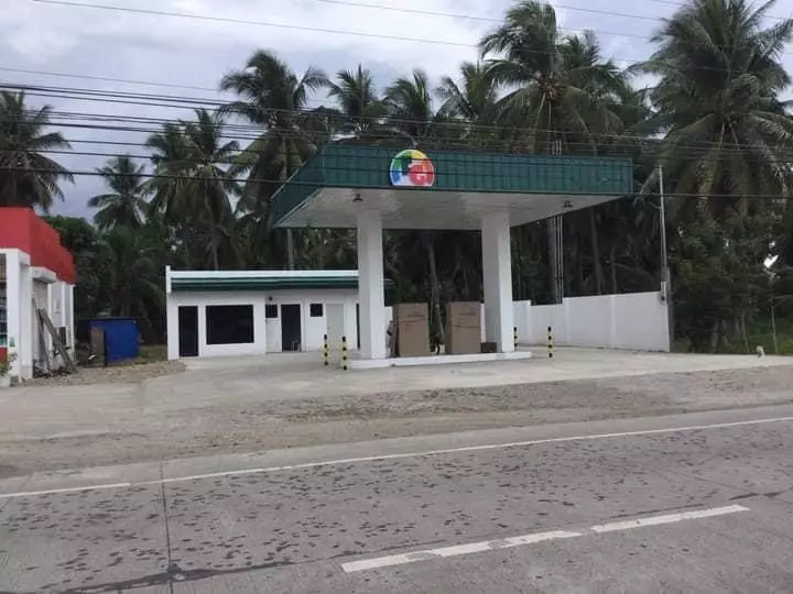 COMMERCIAL LAND AND BUILDING FOR SALE