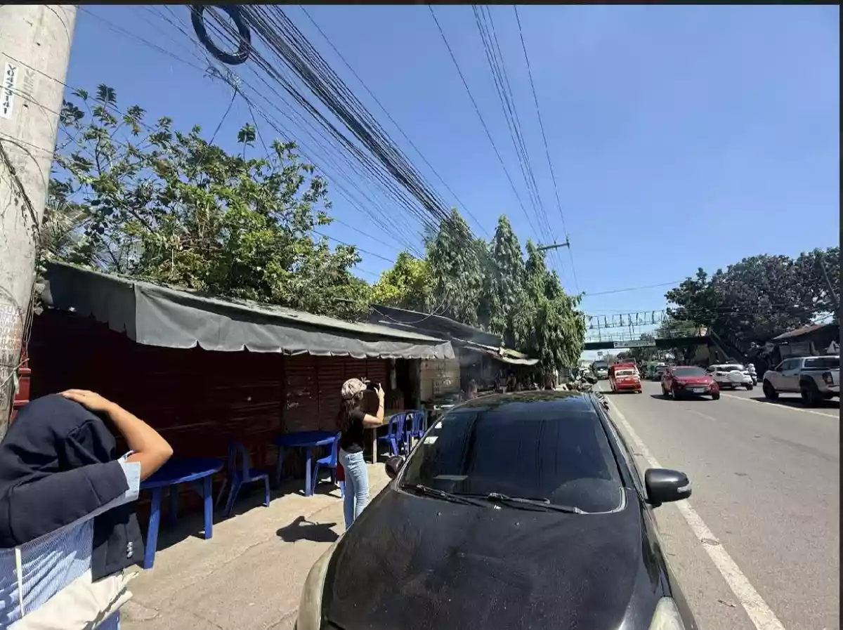 LAWAAN COMMERCIAL PROPERTY FOR SALE HOLDS NATIONAL HIGHWAY — Space in Talisay, Cebu, Philippines — Photo 3
