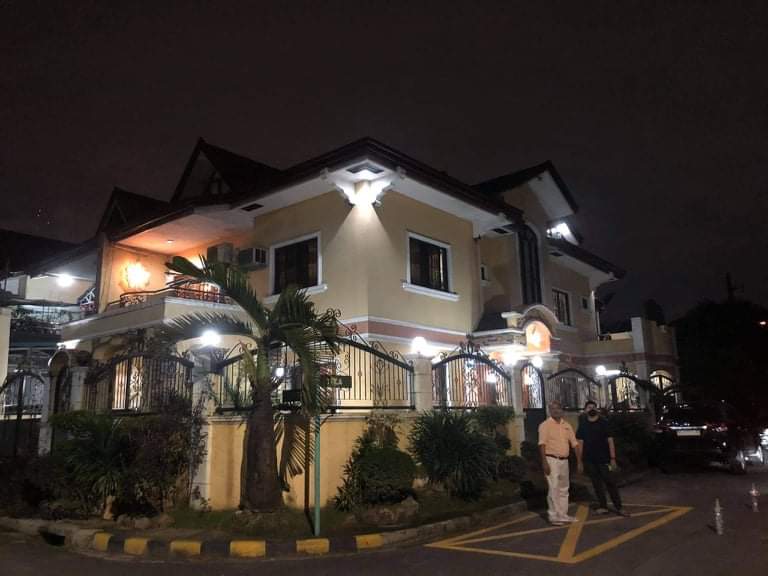 3 STOREY HOUSE & LOT FOR SALE IN CAINTA - photo 4