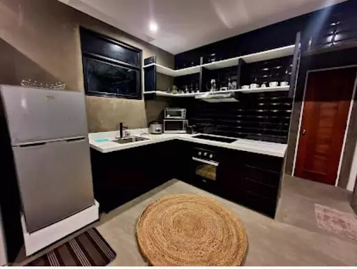 3 BEDROOM UNIT IN 1016 RES8DENCES FOR SALE — 3 Bedrooms in Ayala Road, Cebu City, Cebu — Photo 4